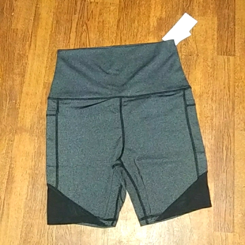 Maternity yoga shorts!!